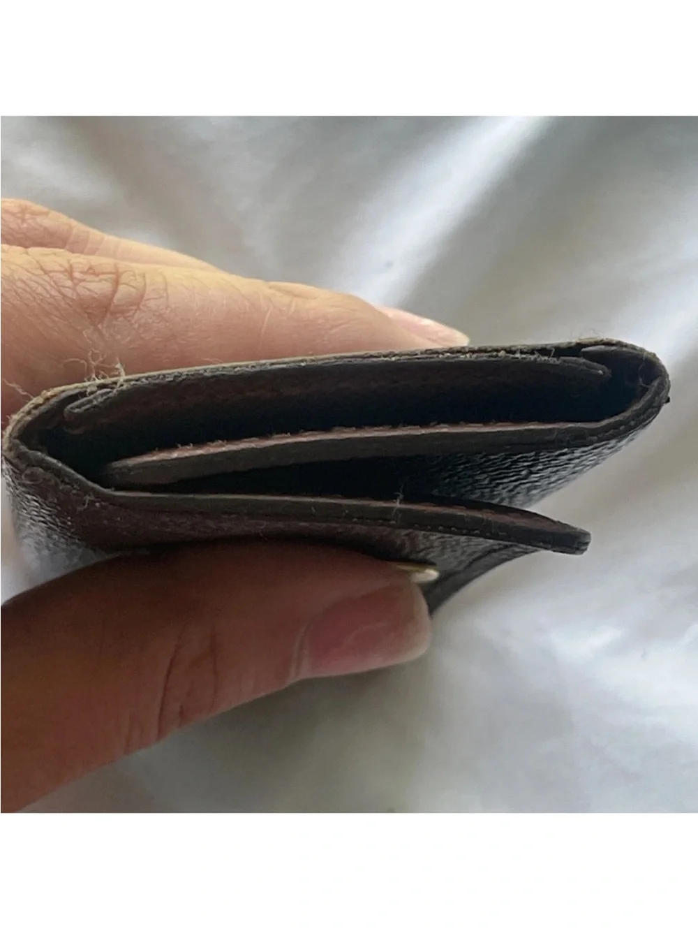 Louis Vuitton Monogram Multicles 4 Ring Key Case Brown